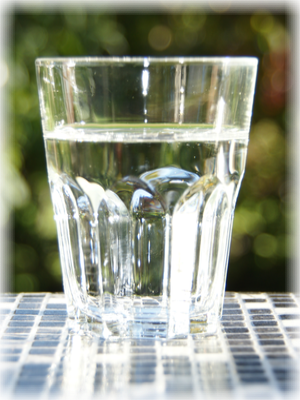 Drinkwater in waterglass
